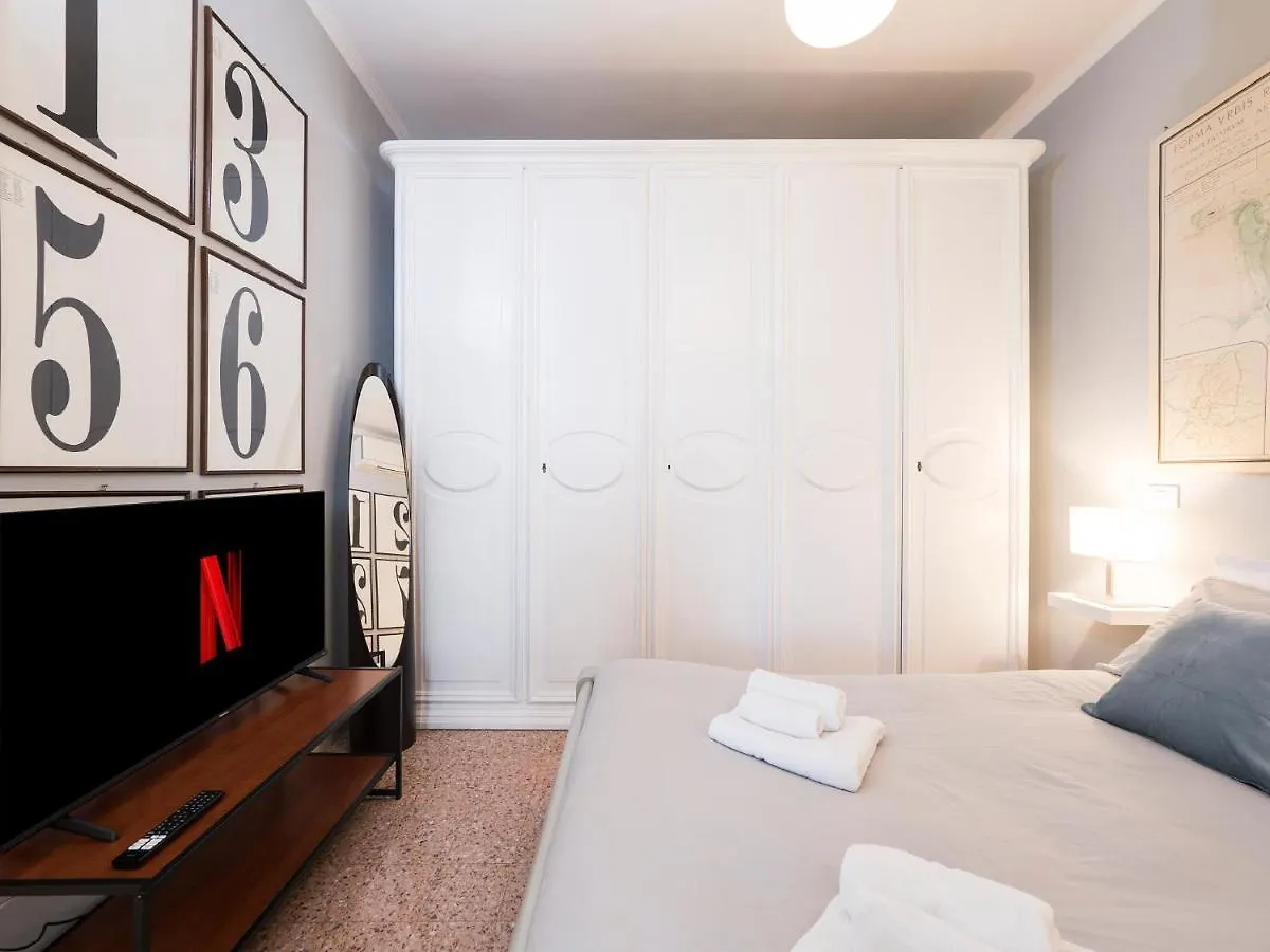 Amazing View Of Rome Free Wi-Fi & Netflix Apartment Italy